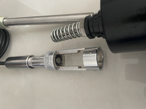 自力式温控阀主阀与温包连接处 自力式温控阀主阀与温包连接处